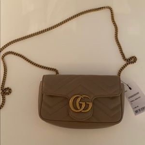 Gucci super mini marmont